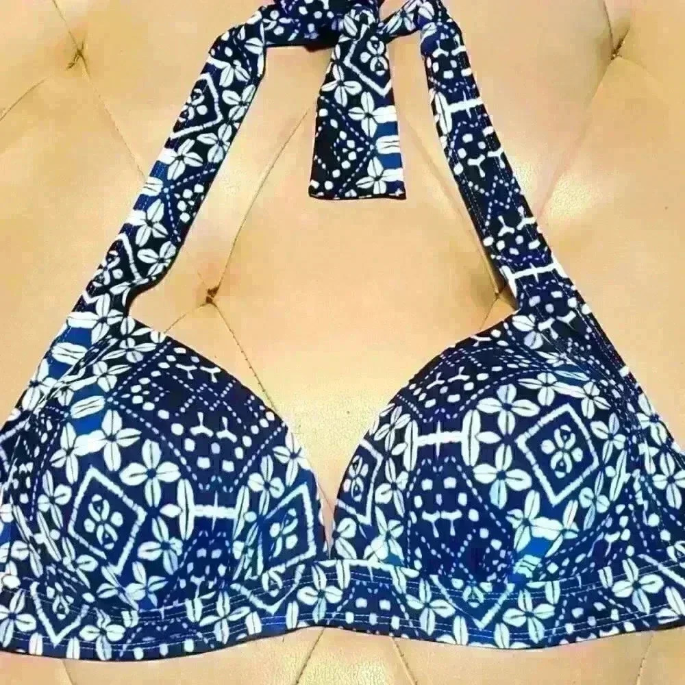 Cowie Diamond blue and white bikini sz medium - Picture 3 of 4